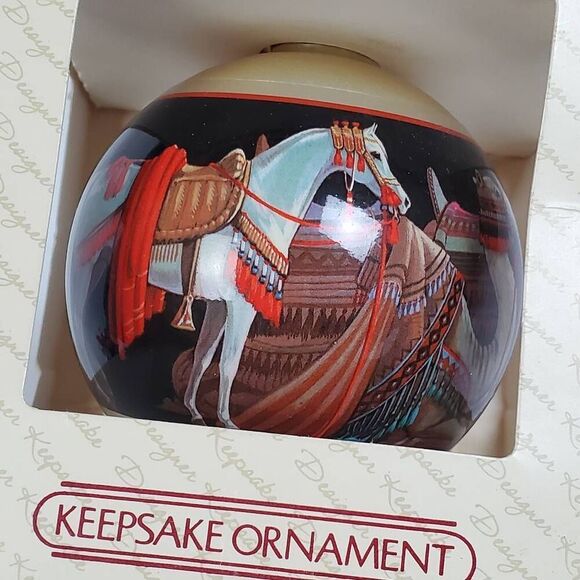 1983 Hallmark Keepsake “Wise Men” Ornament – Designer Series Nativity Christmas - Picture 3 of 4